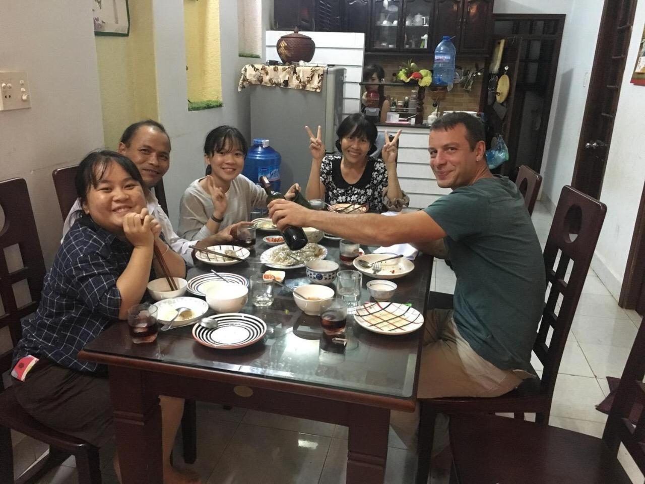 Happy Homestay Buon Ma Thuot Buitenkant foto